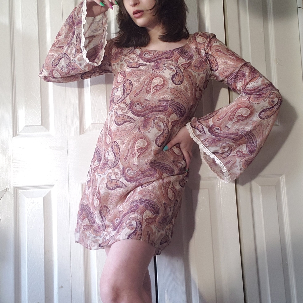 Retro Bell Sleeve Dress